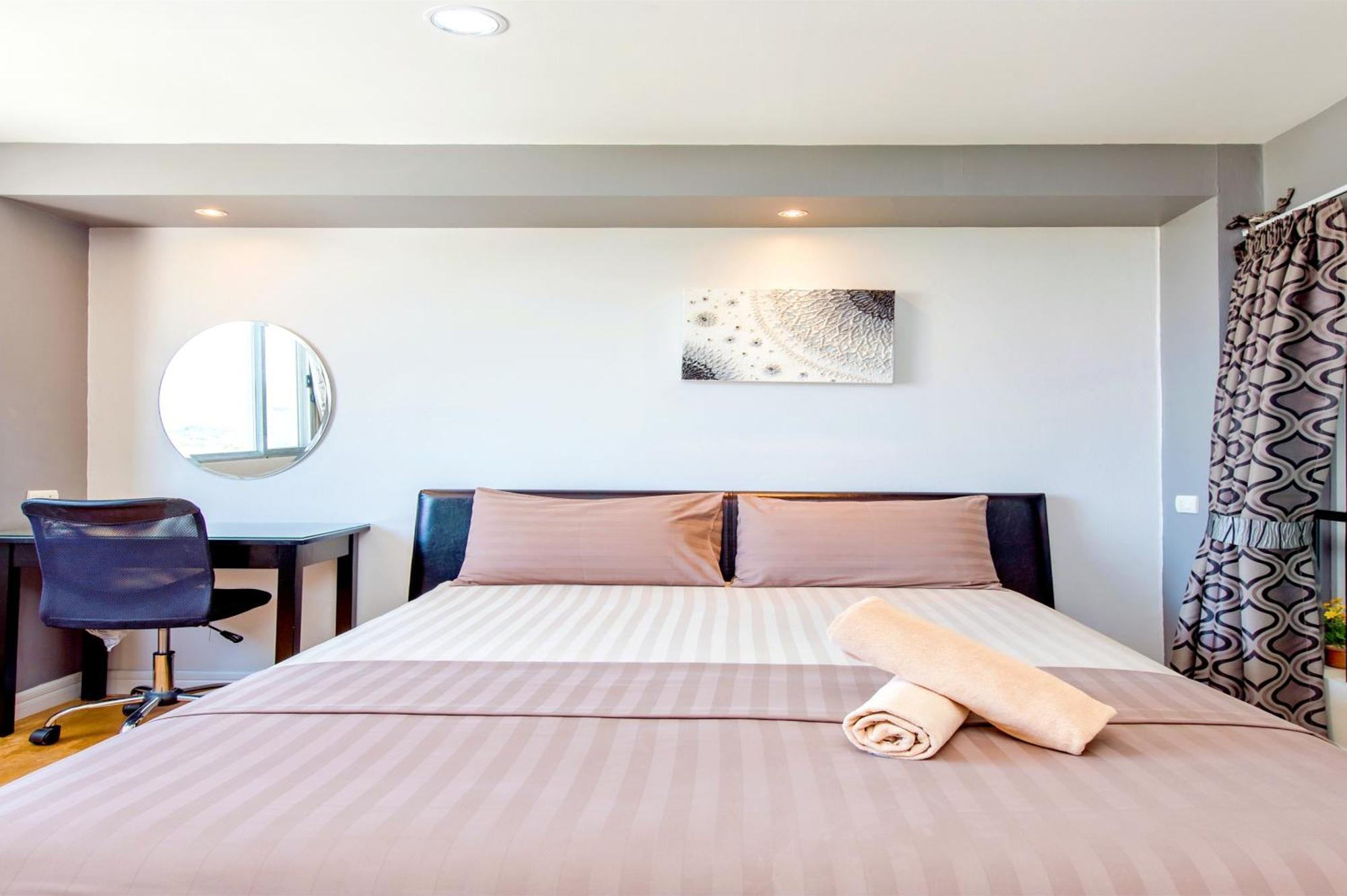 Hin Nam & Maysa - Happy Rent Hua Hin