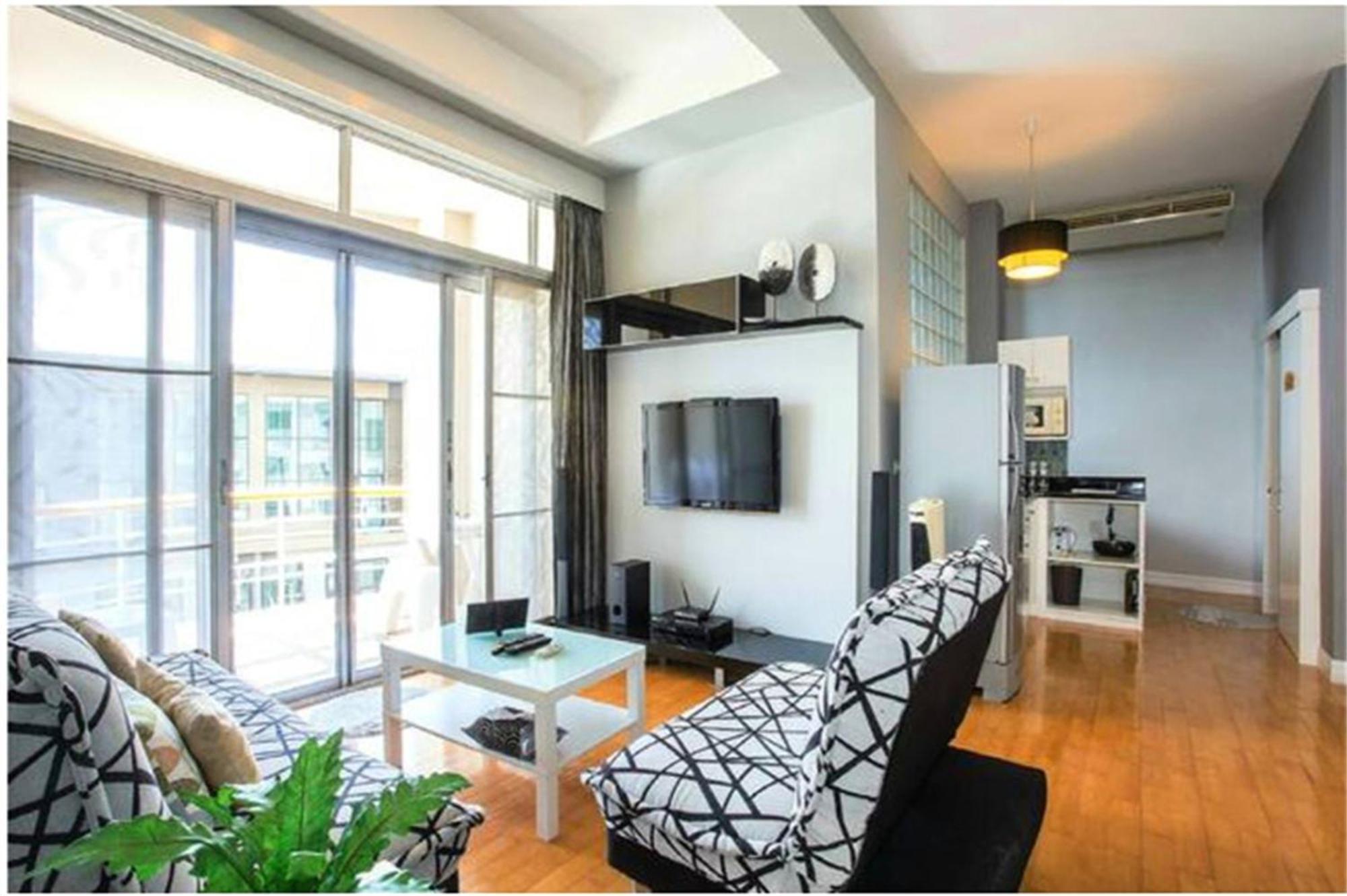 Hin Nam & Maysa - Happy Rent Hua Hin