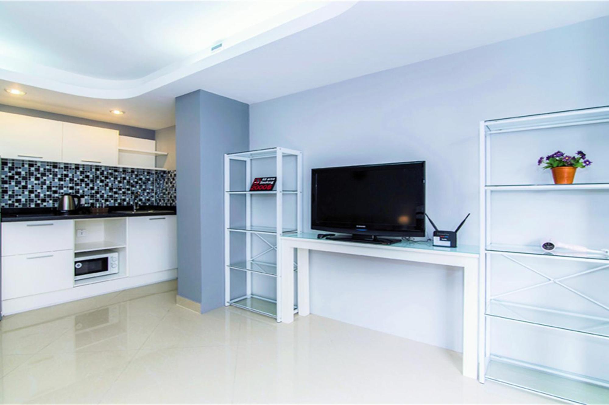 Hin Nam & Maysa - Happy Rent Hua Hin