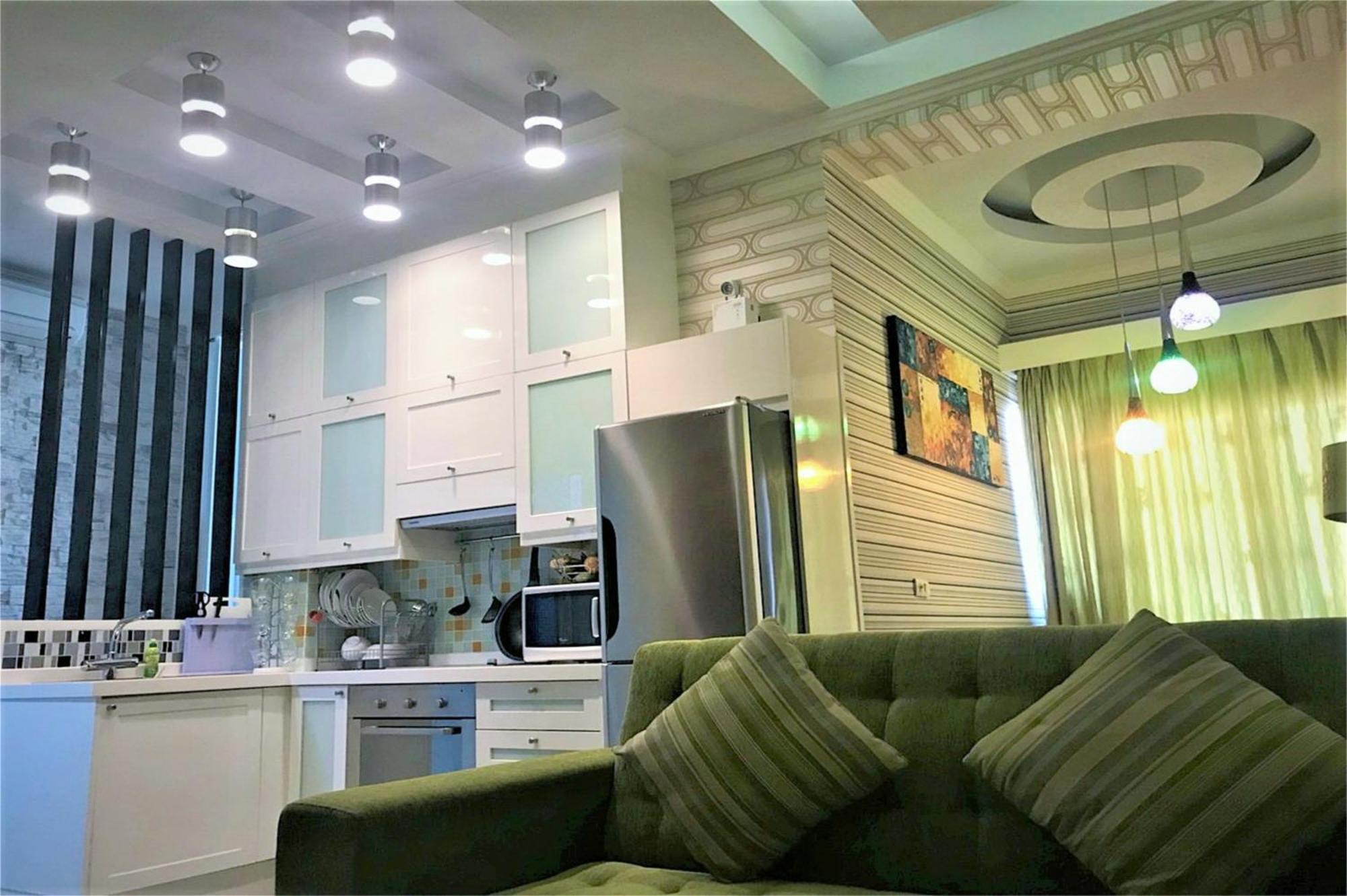 Hin Nam & Maysa - Happy Rent * Hua Hin