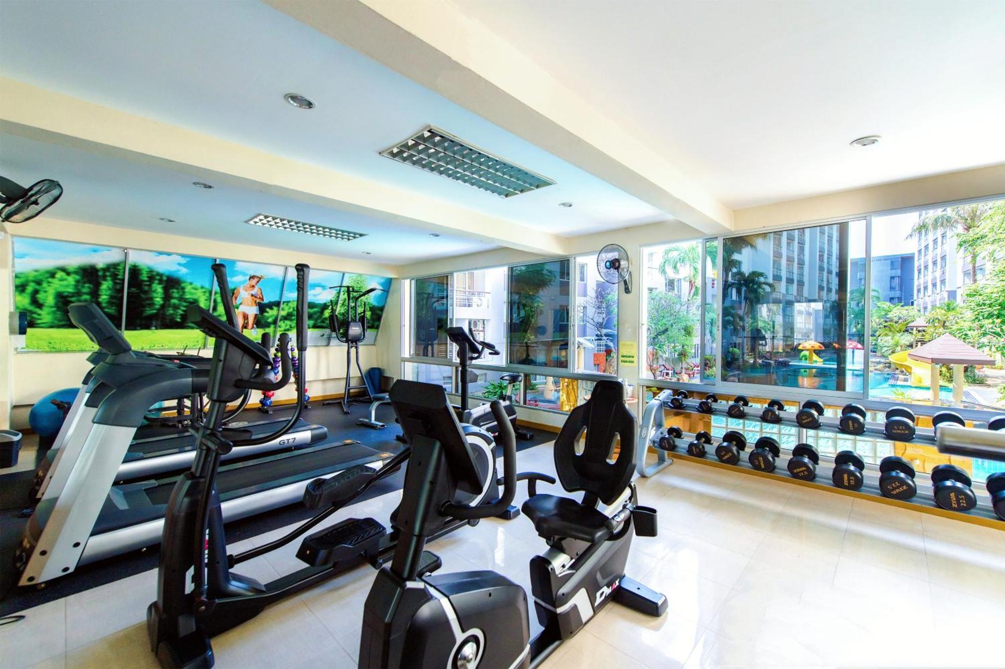 Hin Nam & Maysa - Happy Rent * Hua Hin