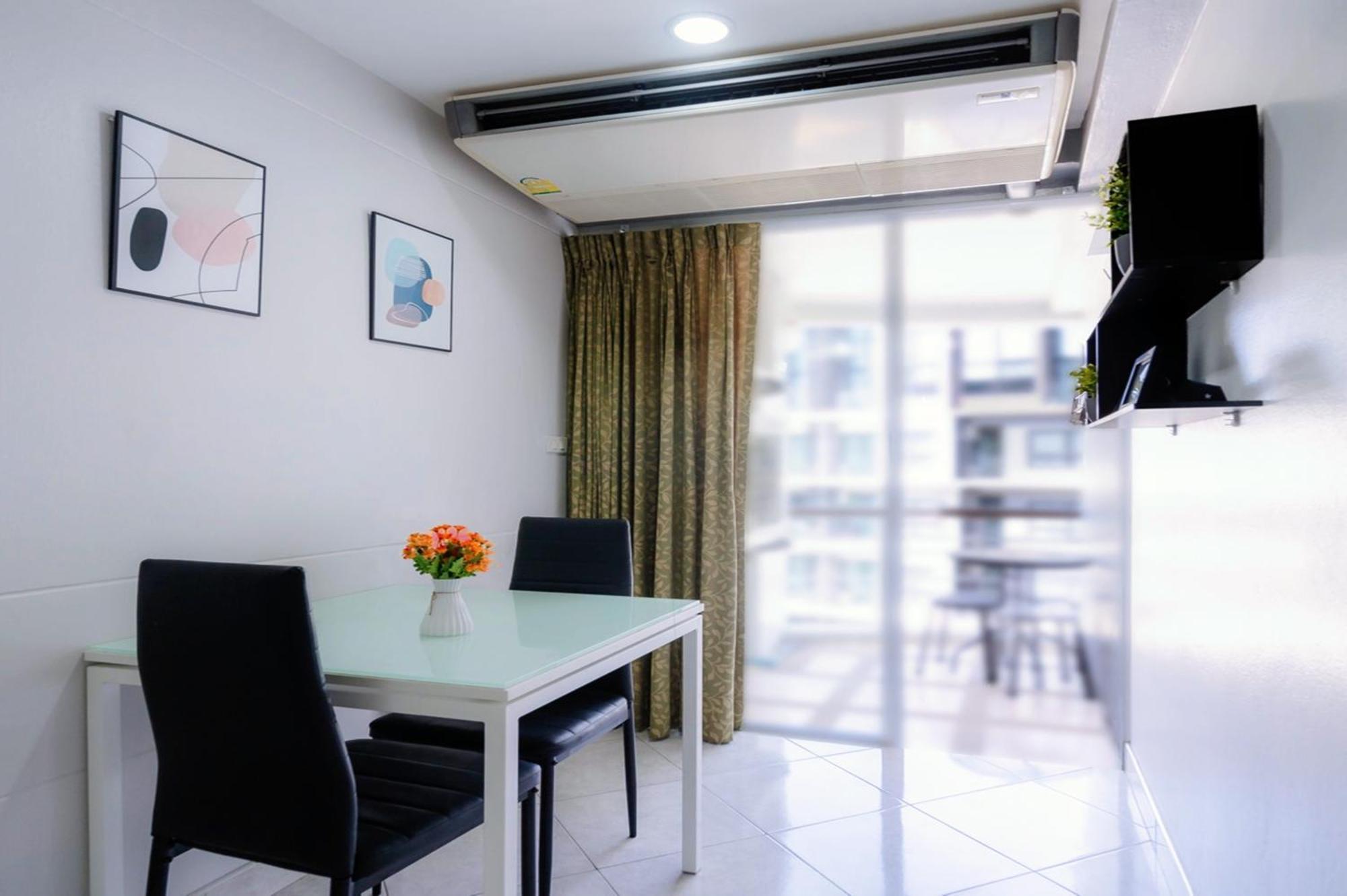 Hin Nam & Maysa - Happy Rent Apartemen *
